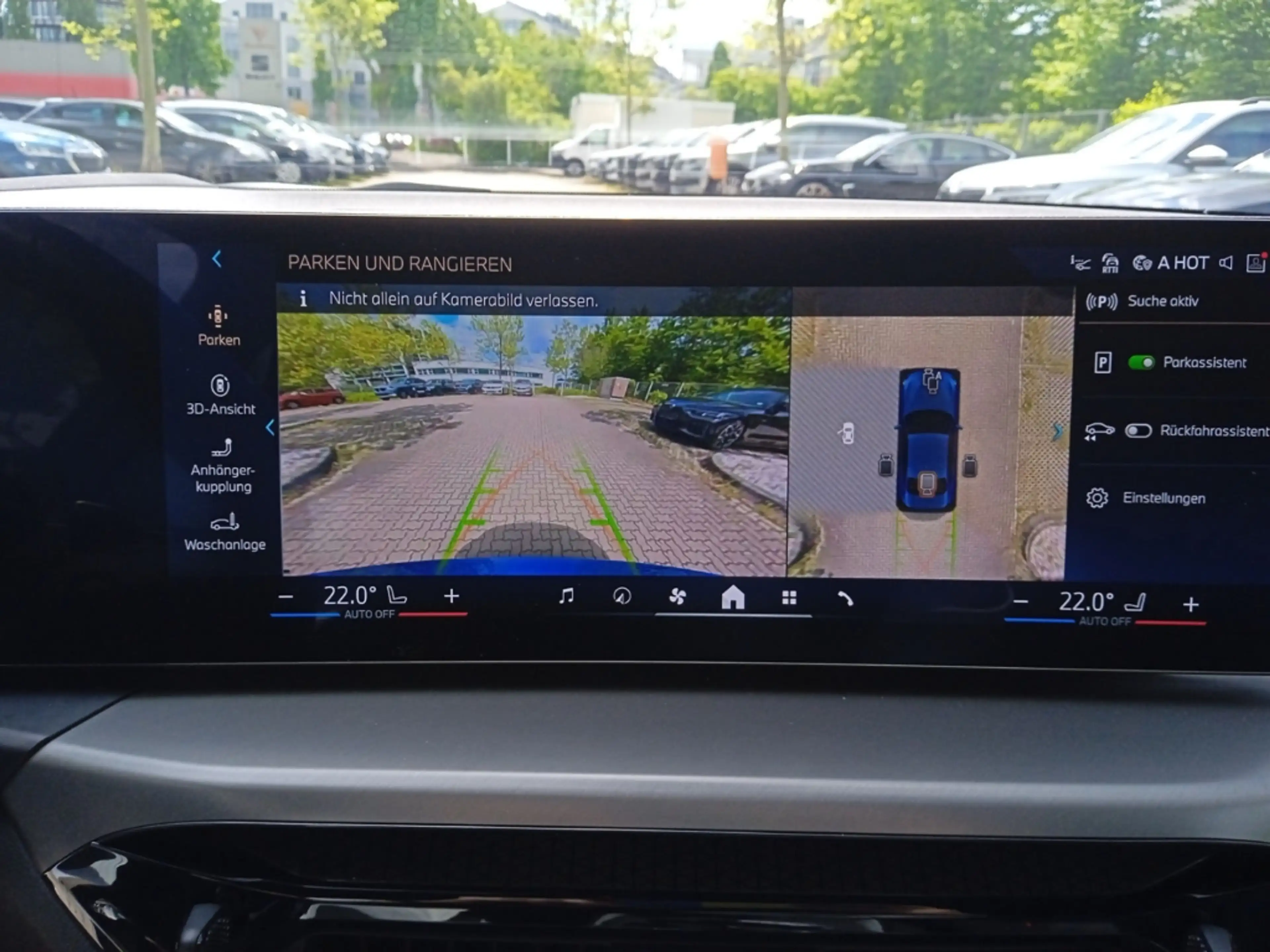 BMW 230 i Coupe M Sport HUD AHK-abnehmbar Navi Digitales C — photo 18