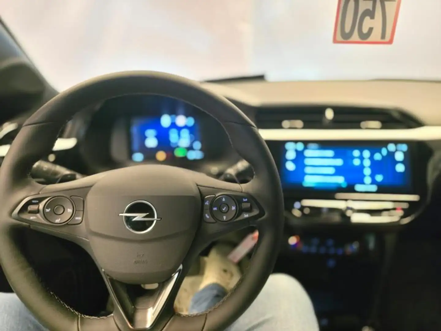 Opel Corsa YES od Corsa Rouge - 2