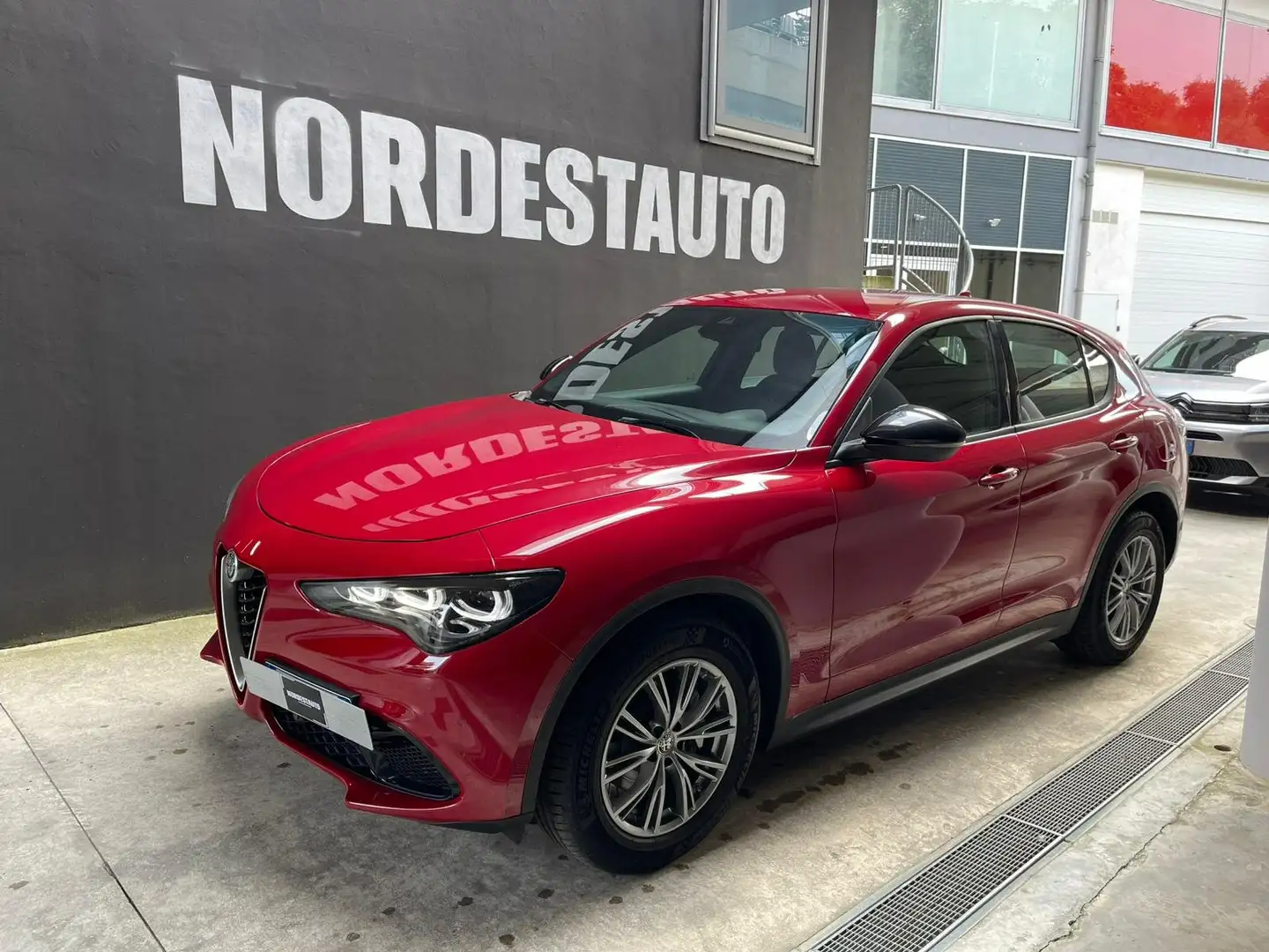 Alfa Romeo Stelvio 2.2 TD Super Rwd 160cv Autom. KM ZERO - NAZIONALE Červená - 1