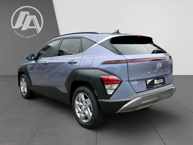 Hyundai Kona view 3