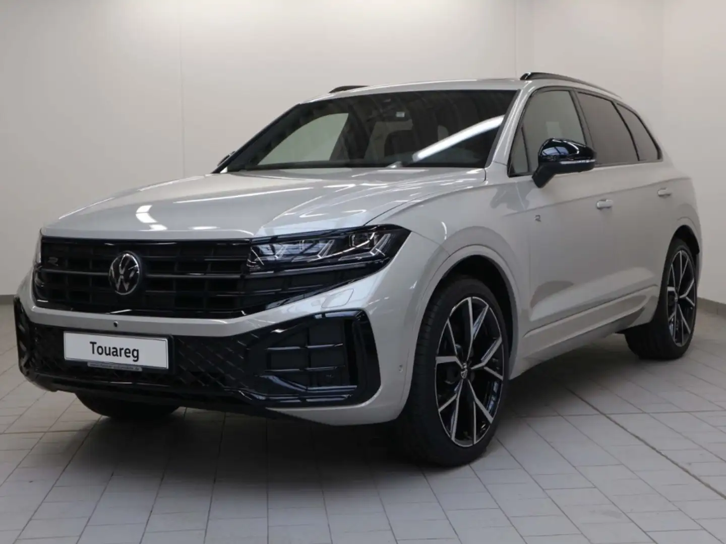 Volkswagen Touareg 3.0 V6 TDI SCR 4Motion R-Line Black Style Beżowy - 2