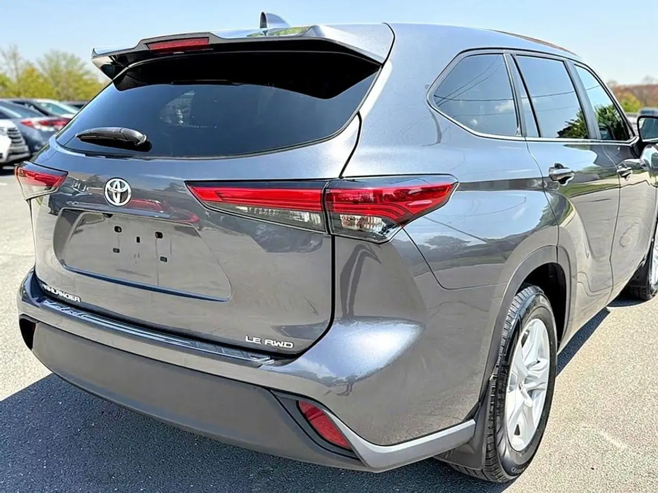 Toyota Highlander снимка Toyota Highlander