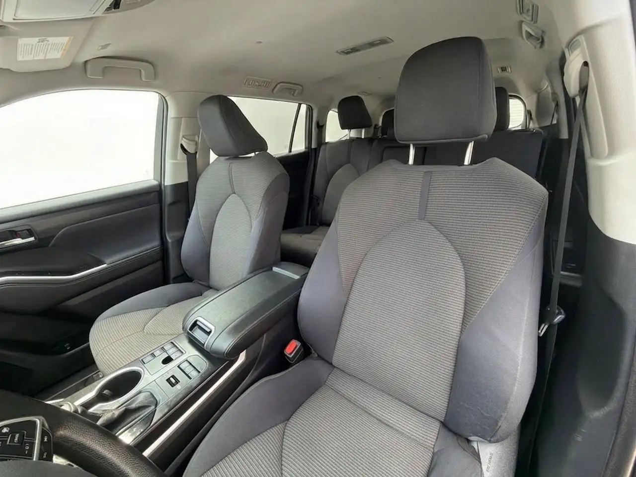 Toyota Highlander снимка Toyota Highlander