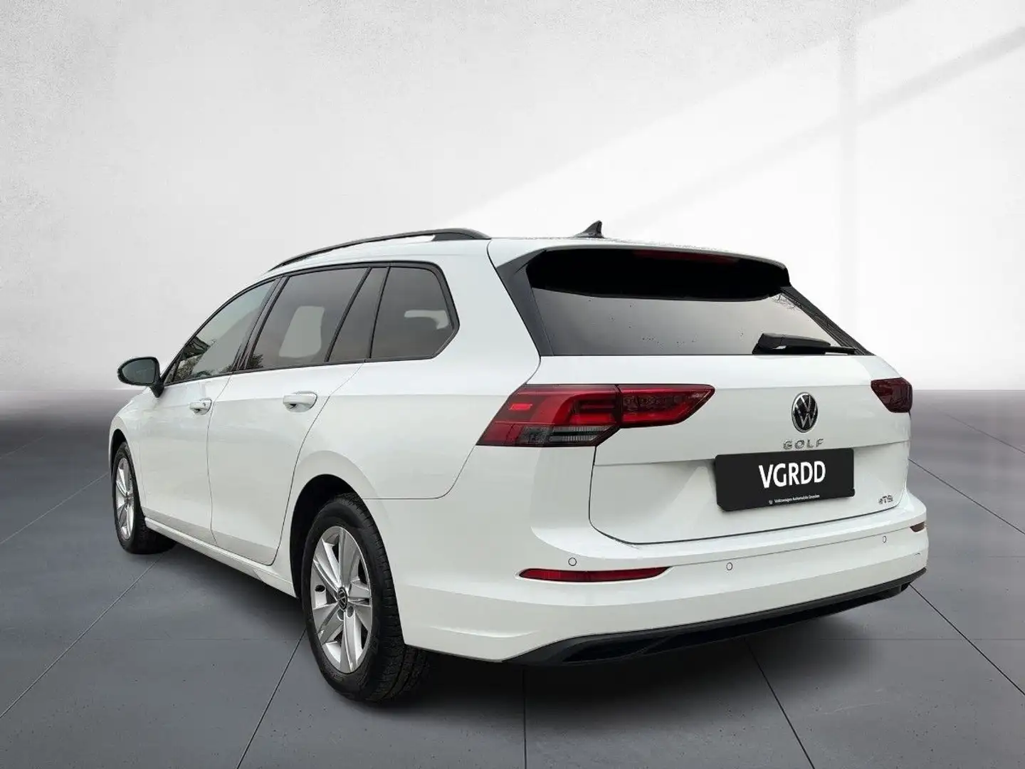 Volkswagen Golf Variant Golf VIII Variant Life 1.0 TSI LED AHZV APP PDC Blanc - 2