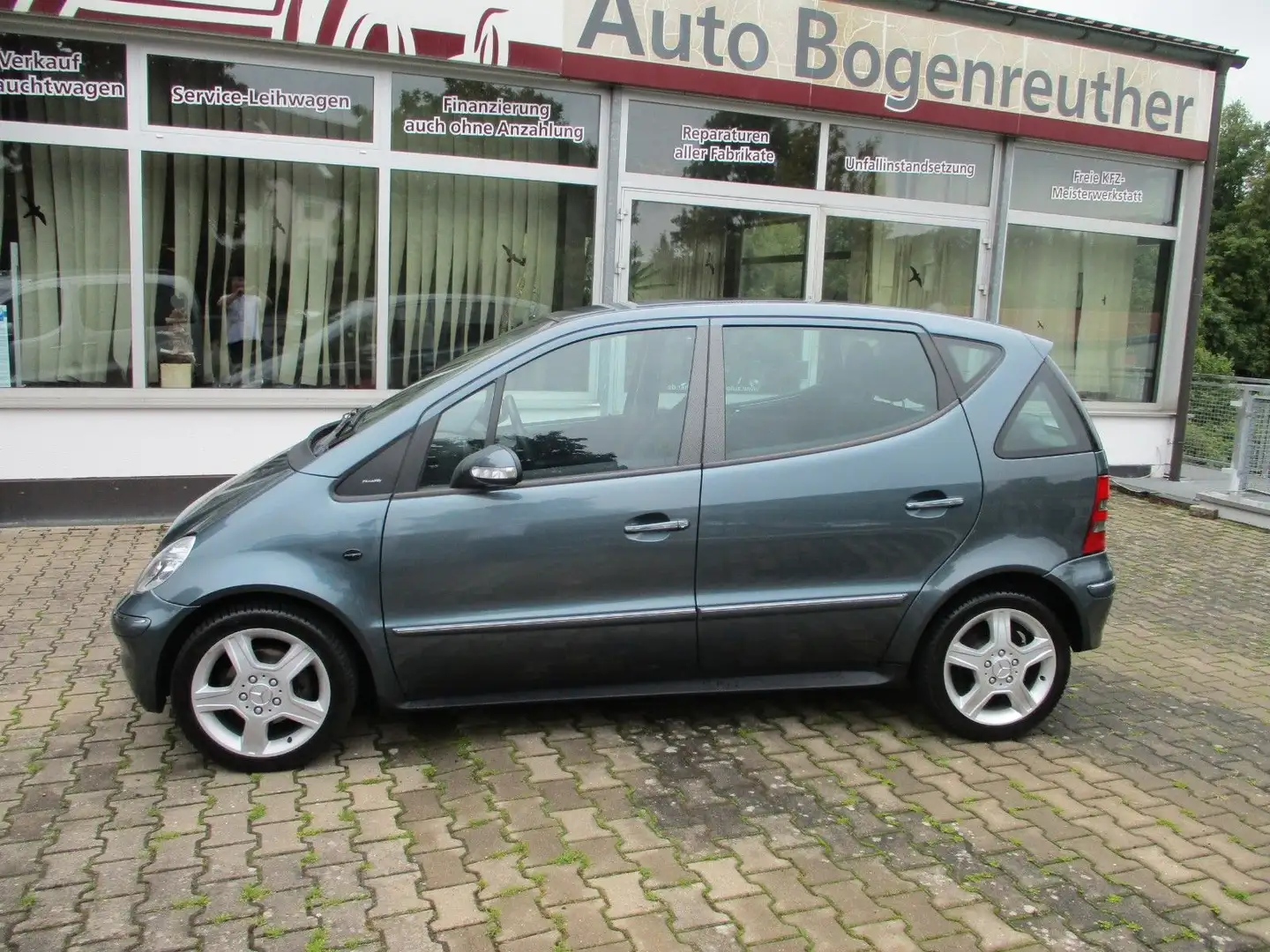 Mercedes-Benz A 160 AVANTGARDE PICCADILLY Lang+Automatik Blau - 2