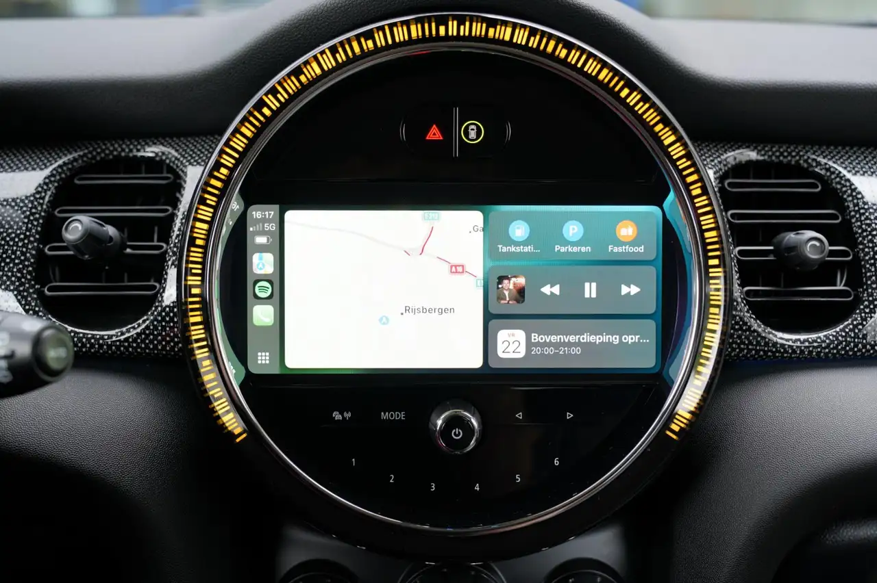 MINI Cooper 1.5 Classic | Prijs rijklaar incl. 12 mnd garantie 39