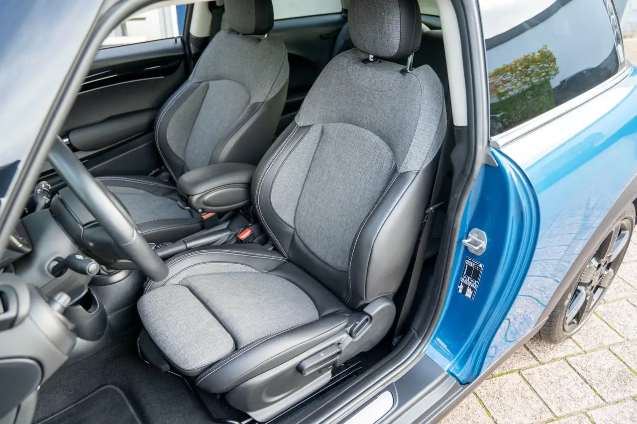 MINI Cooper 1.5 Classic | Prijs rijklaar incl. 12 mnd garantie 15