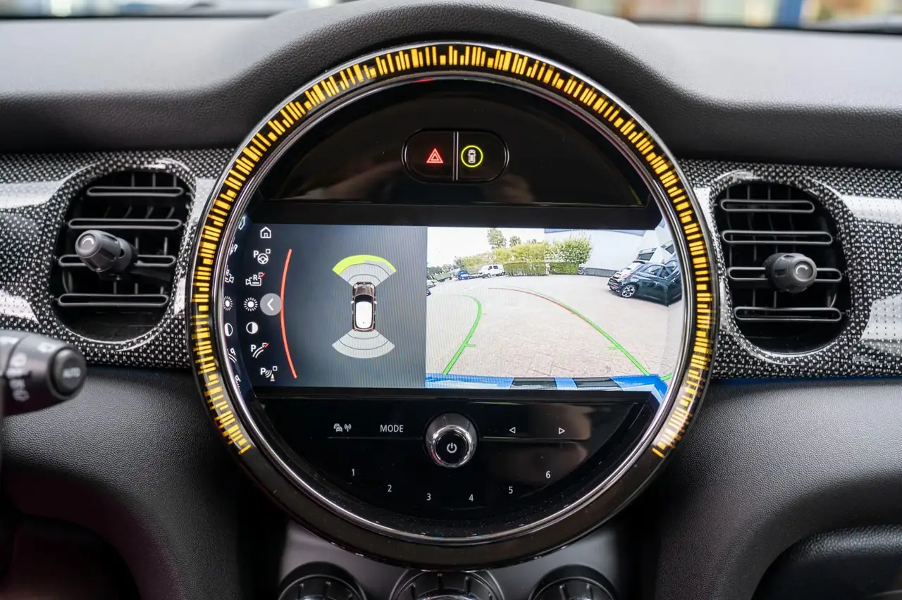 MINI Cooper 1.5 Classic | Prijs rijklaar incl. 12 mnd garantie 40