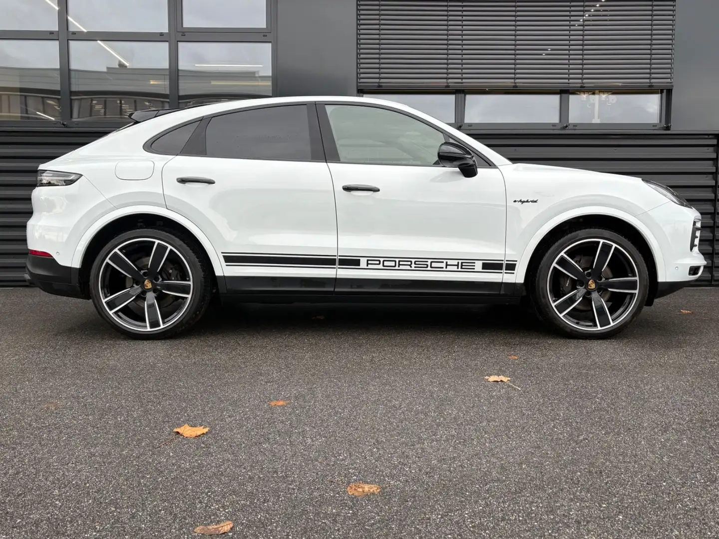 Porsche Cayenne Coupe E-Hybrid Platinum Edition-Megavoll Weiß - 1