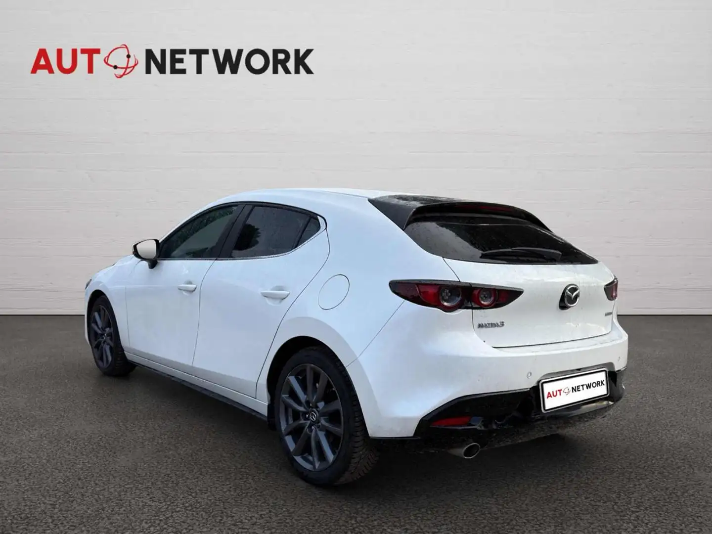 Mazda 3 2.0L 150CV Skyactiv-G M-Hybrid Exclusive Blanco - 2