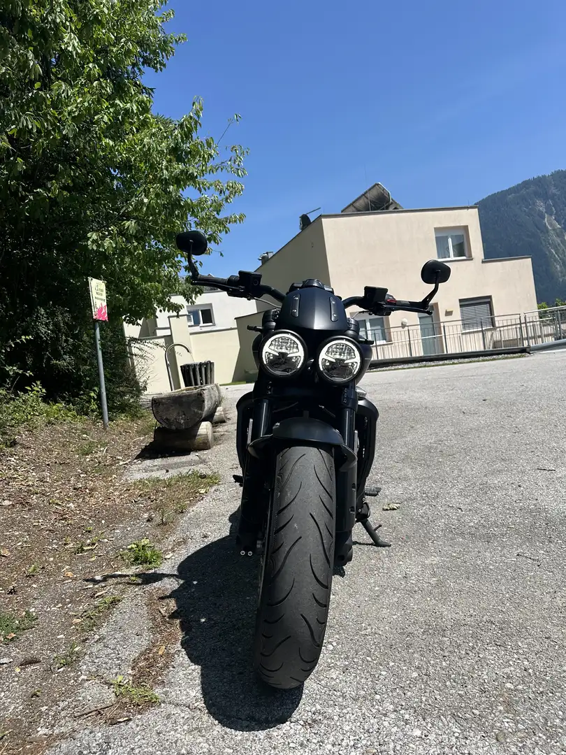 Triumph Rocket 3 R Storm GT Neuwertig mit Quickshifter - 1