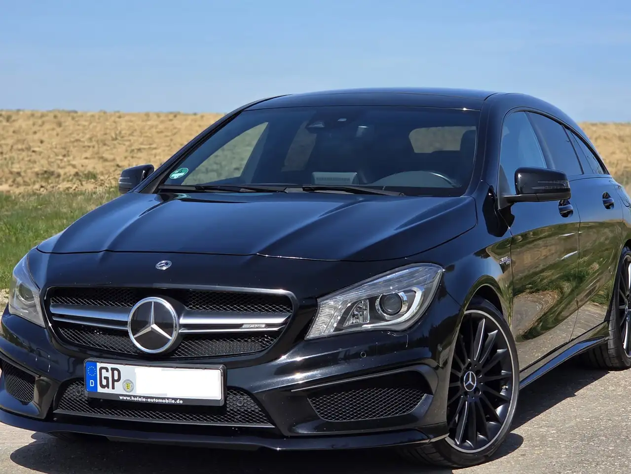 Mercedes-Benz CLA 45 AMG