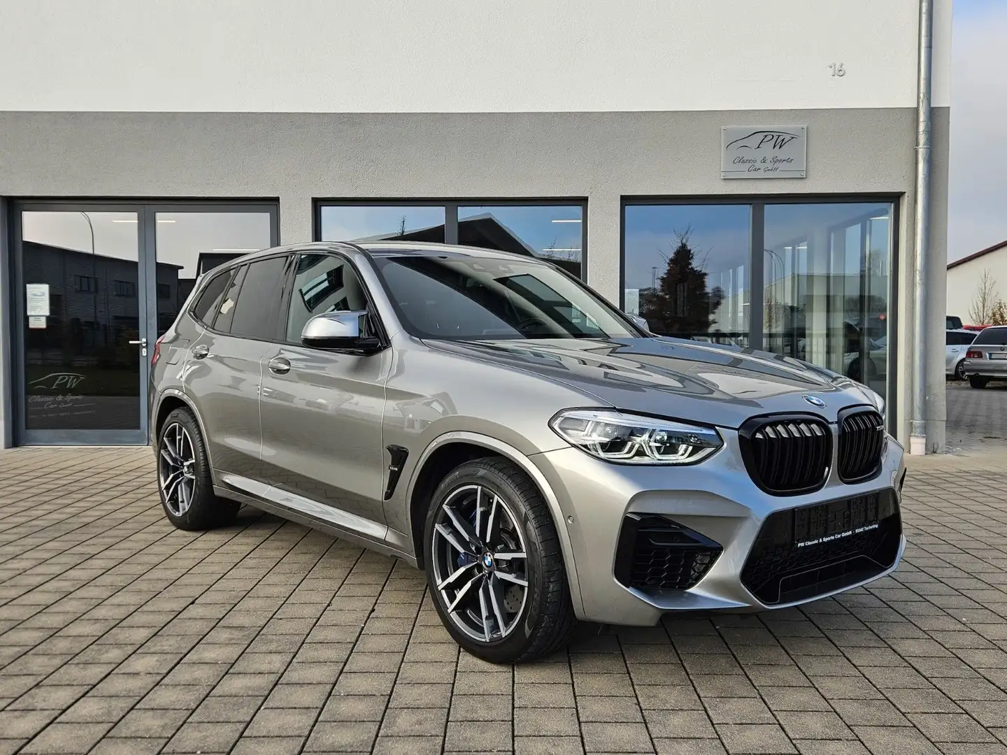 BMW X3 M 2. Hand, KM 32 Tsd Grau - 1