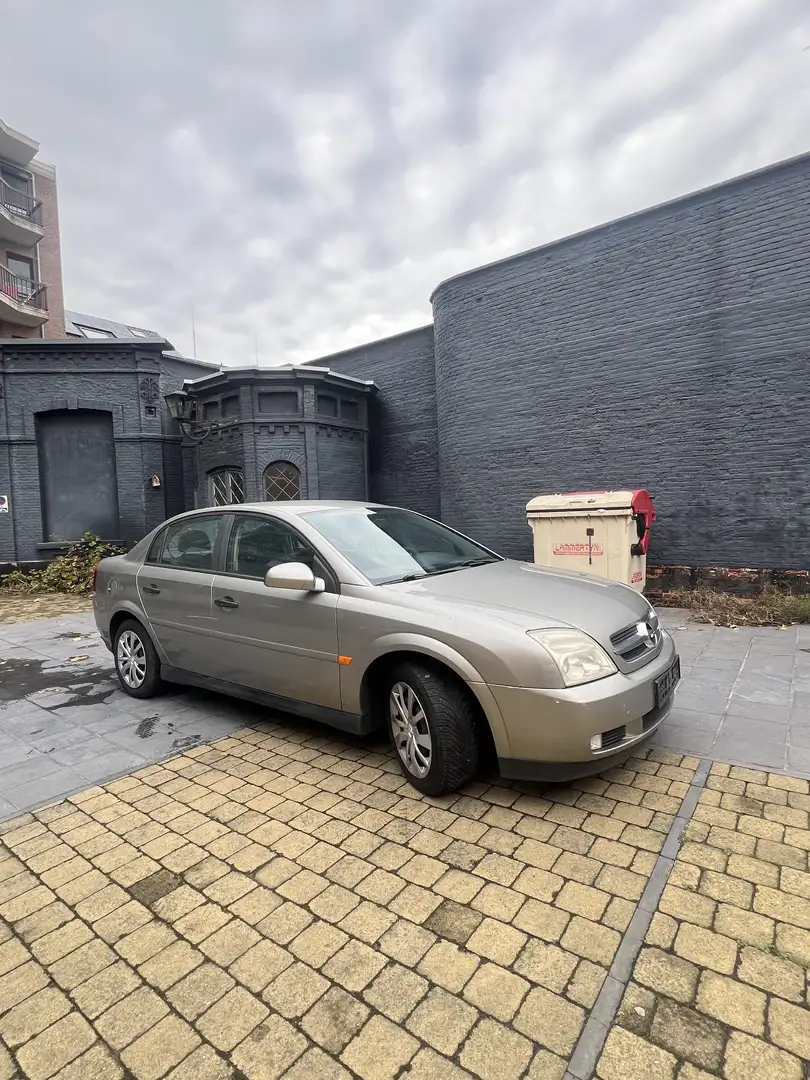 Opel Vectra 1.6 - 2
