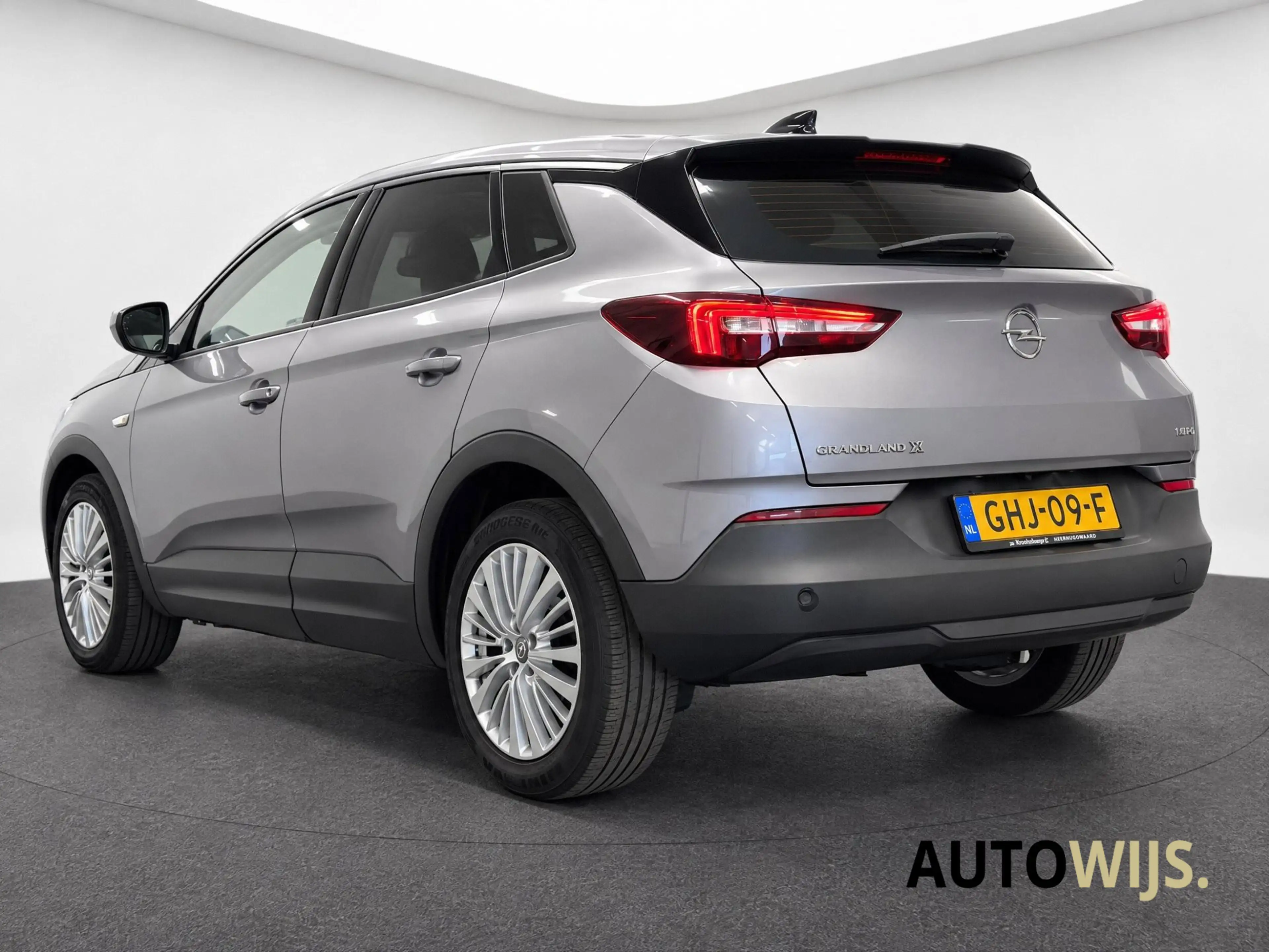 Opel Grandland X 1.2 Turbo Business Executive|PDC|CARPLAY|APK 8-202 — photo 4
