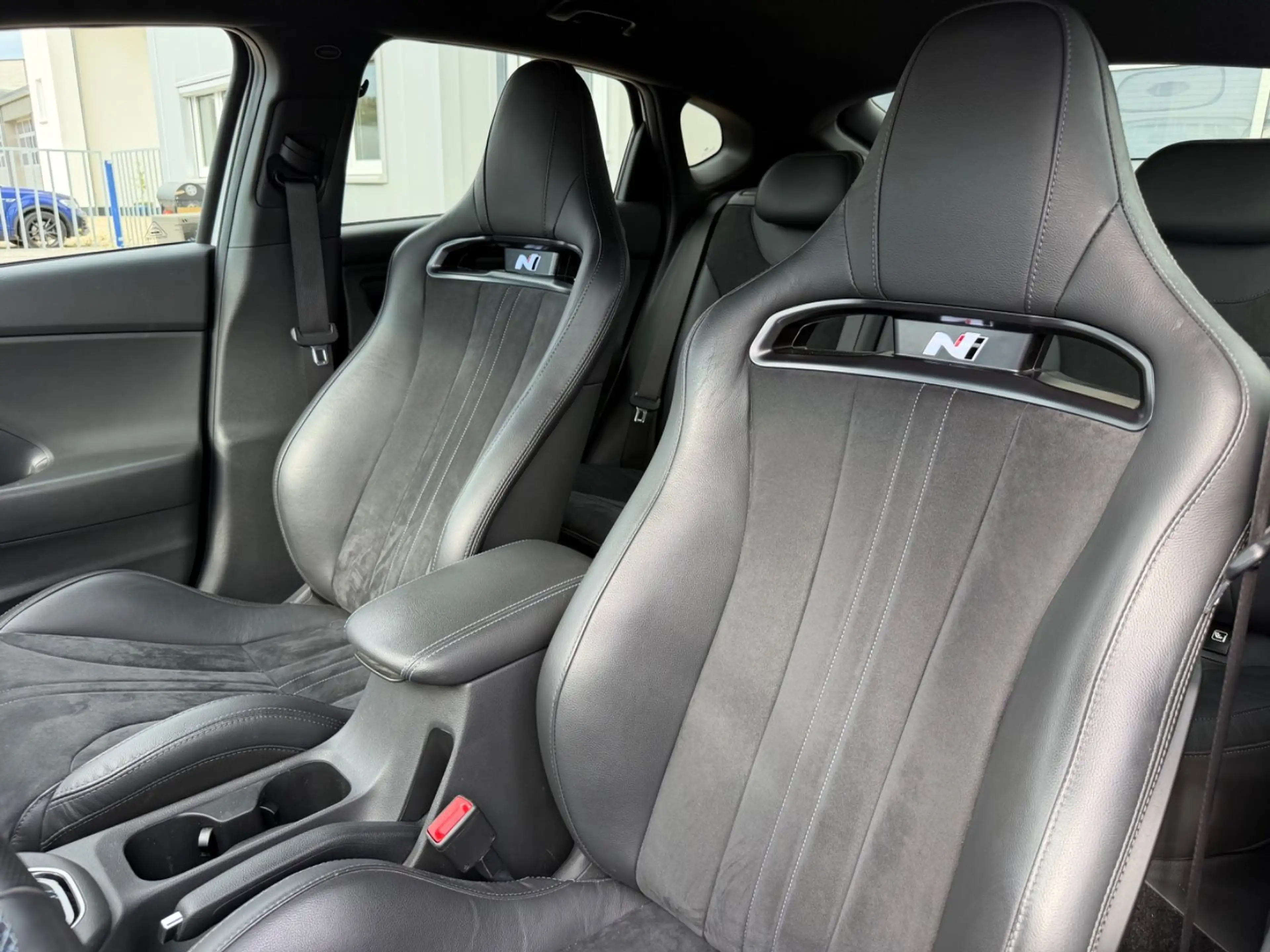 Hyundai i30 Fastb. N-Performance Facelift Keyless Autom. — photo 12