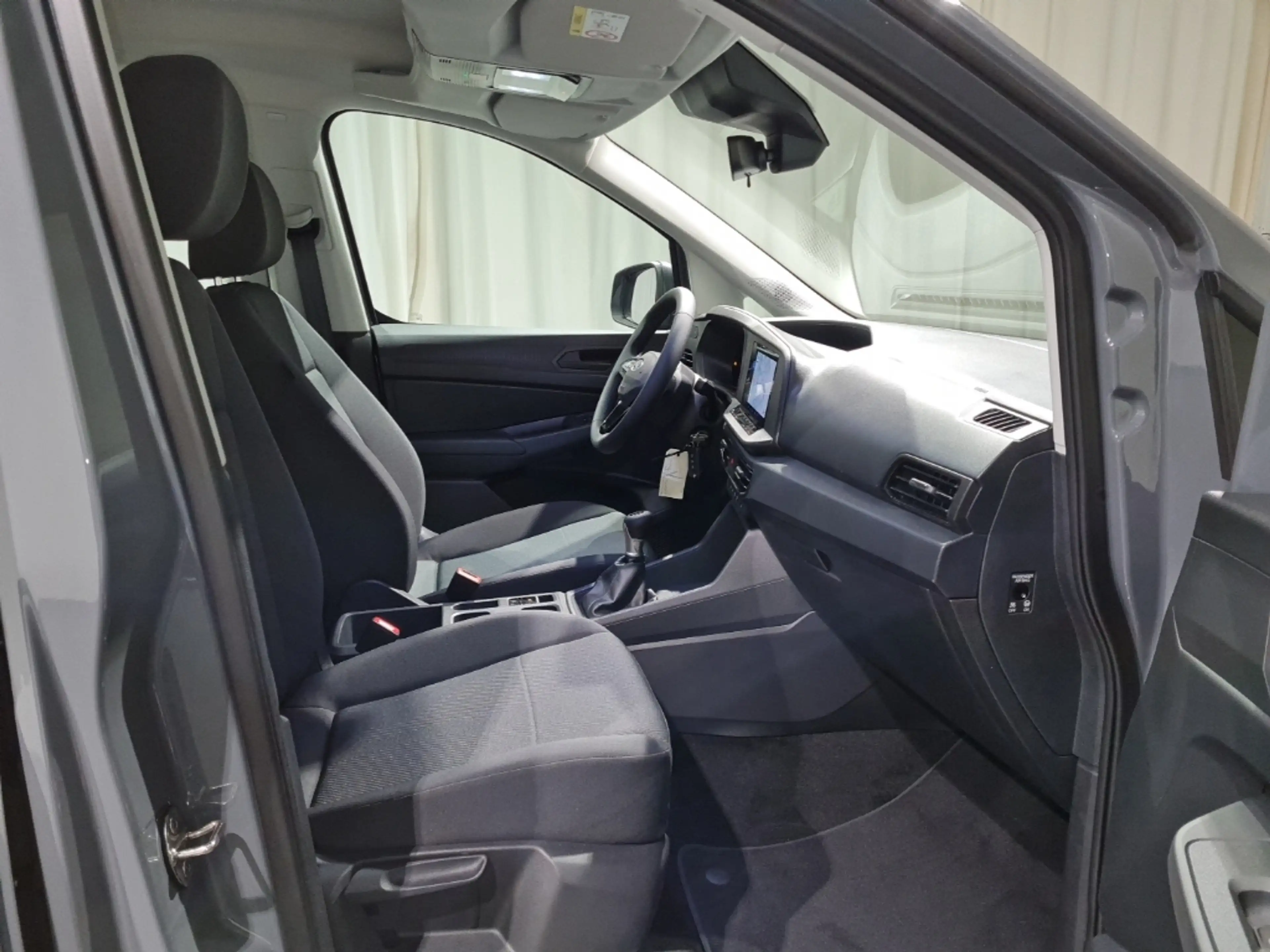 Ford Tourneo Connect L2-Trend "AMF Rollstuhl-Umbau" — photo 4