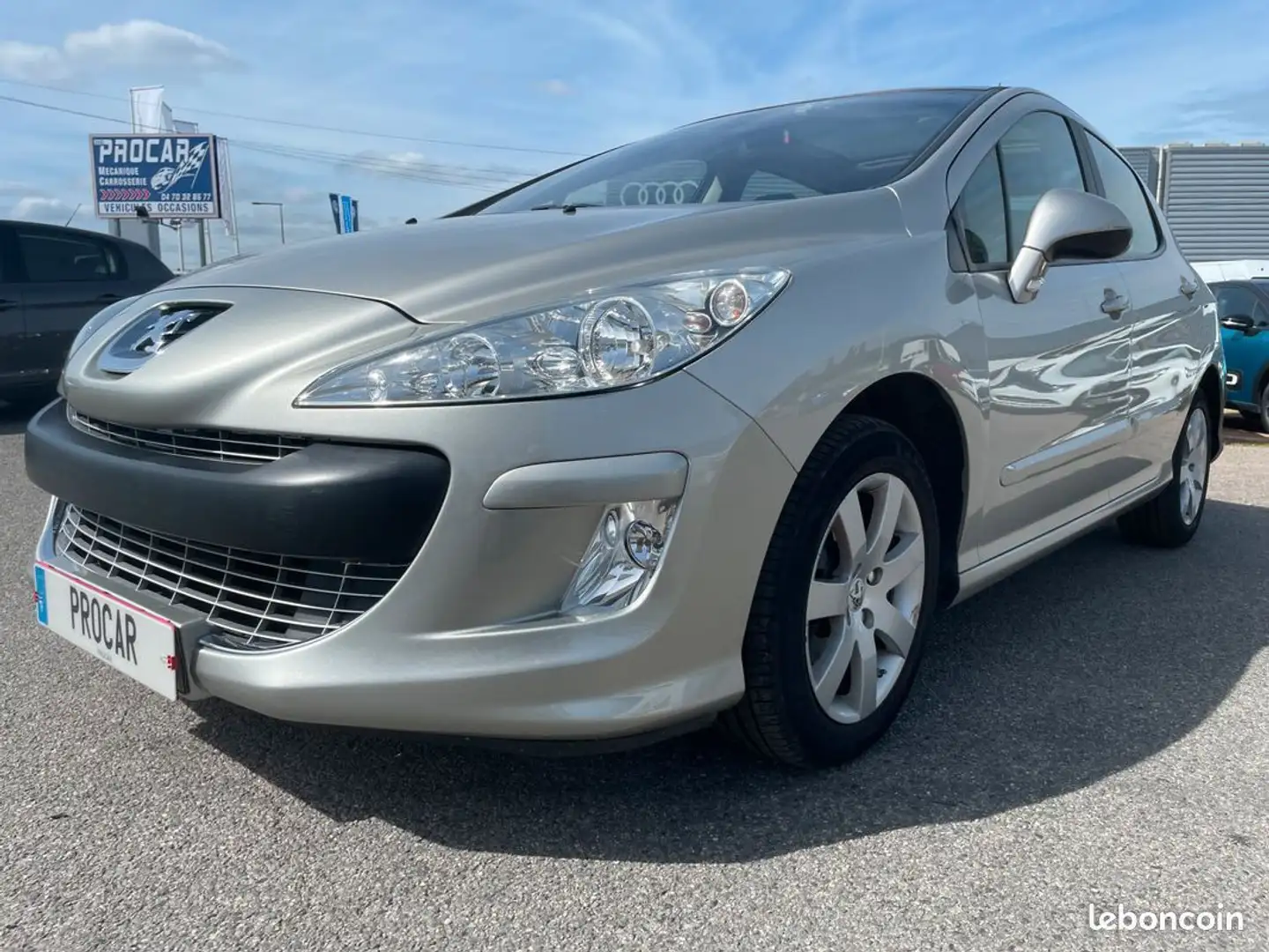 Peugeot 308 1.6 hdi 110 premium pack Gri - 1