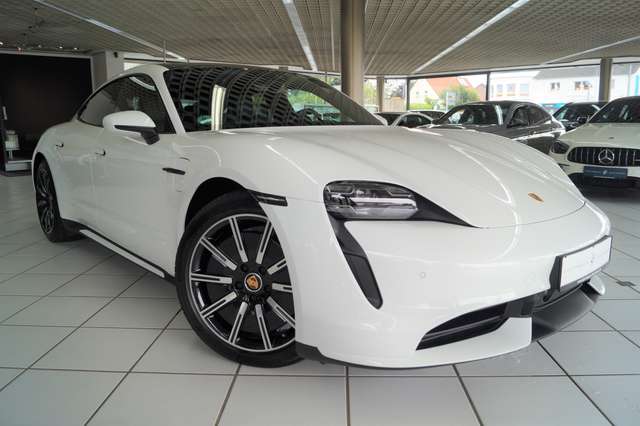 Porsche Taycan Turbo SPORTCHRONO PID RFK 5-SITZER APPROV