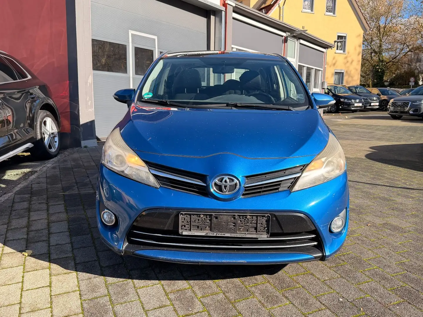 Toyota Verso Life*PANO*KAMERA**KLIMAAUTO*AHK*TEMPOMAT Blau - 2