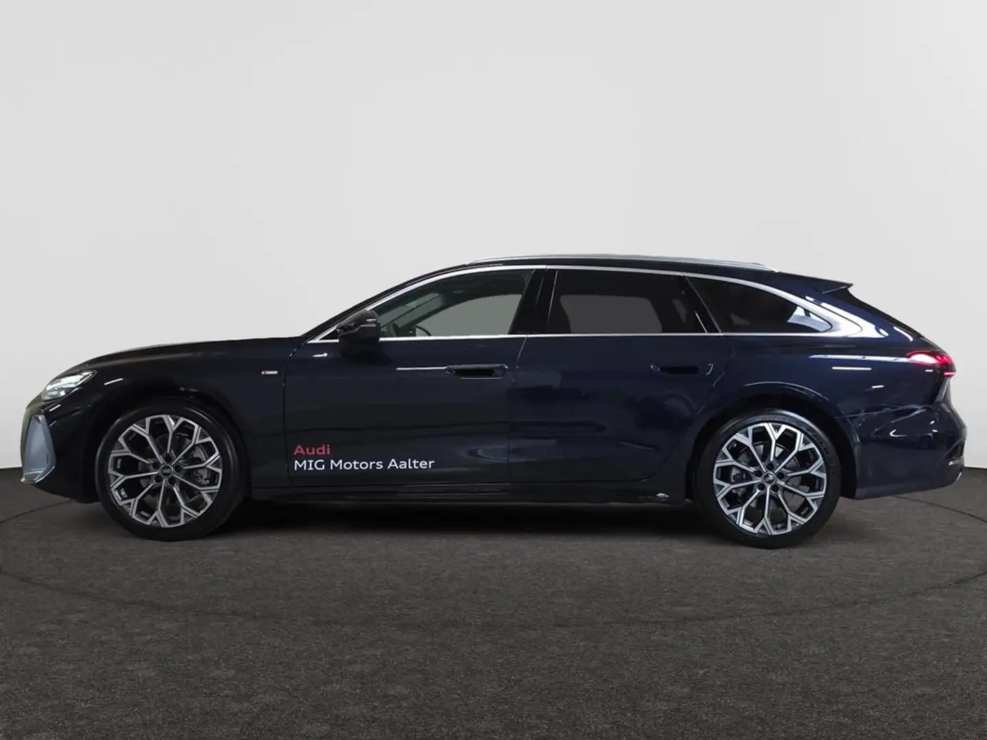 Audi A6 Avant S line TFSI 150 kW Blauw - 2