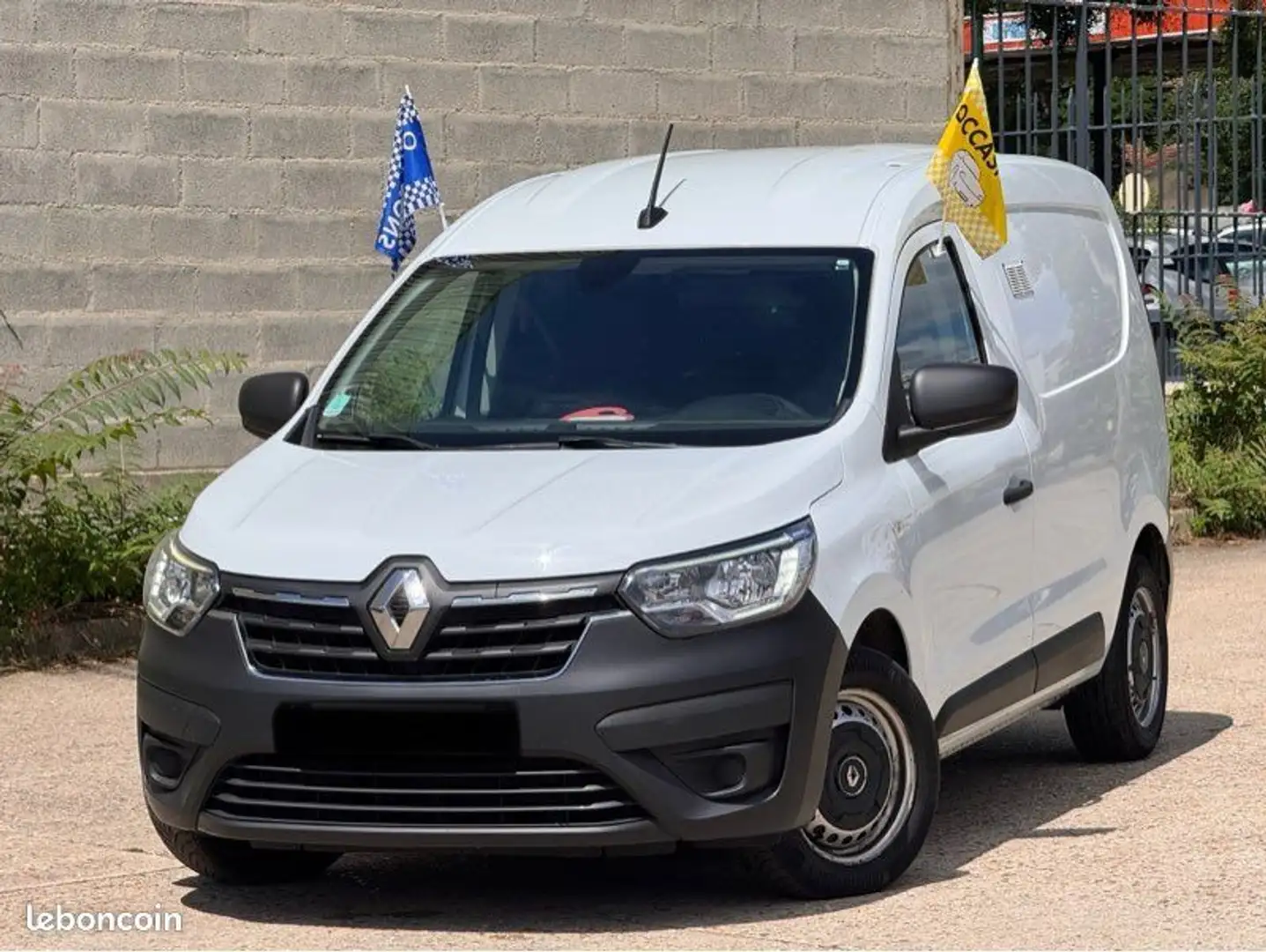Renault Express Van 1.5 dCi 75cv année 09-2021 à 5790 euro TVA RÉC Blanc - 1