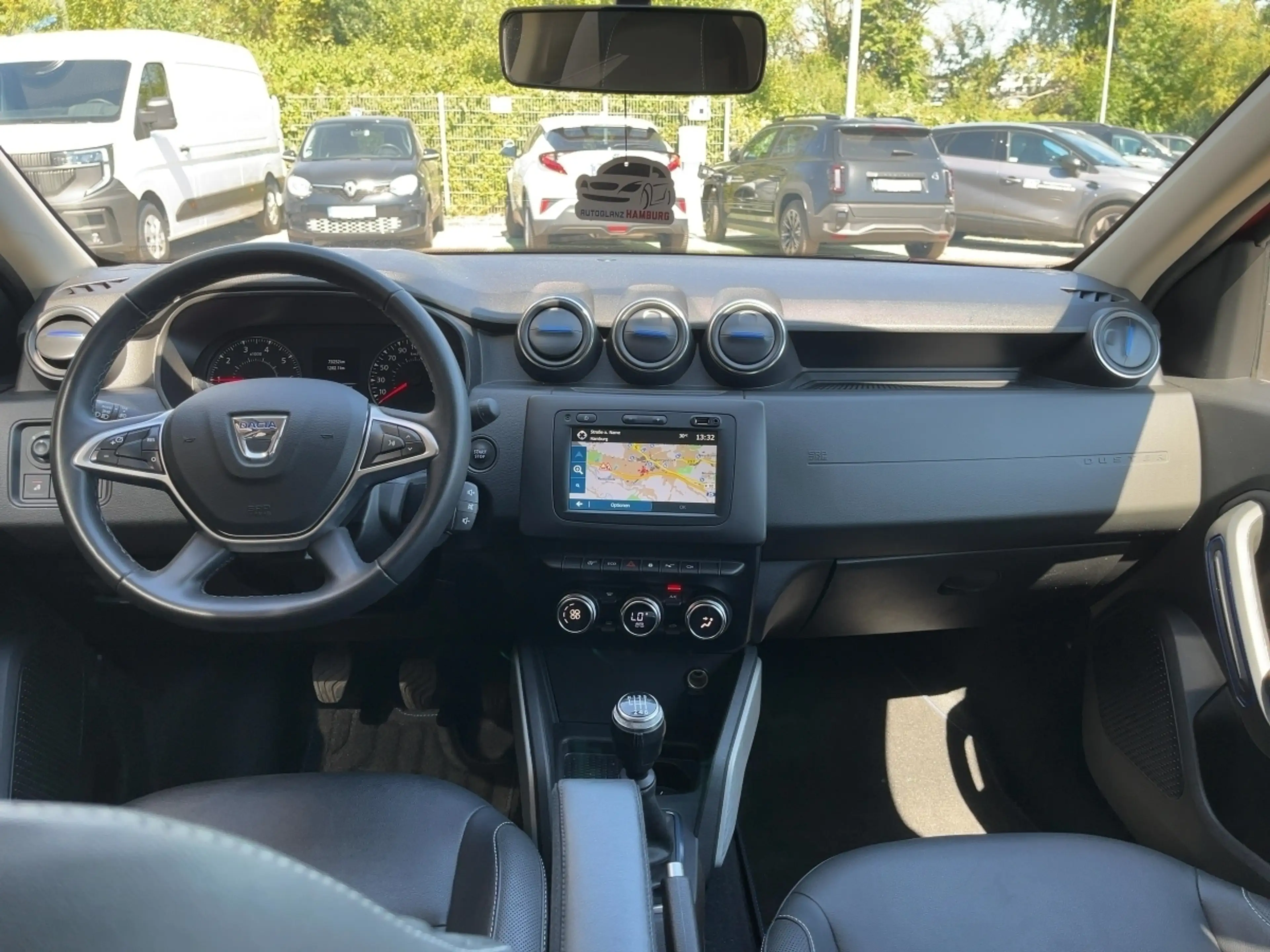 Dacia Duster Celebration TCe 100 ECO-G 2WD+NAVI+KAM+GJR+SHZG+ — photo 8