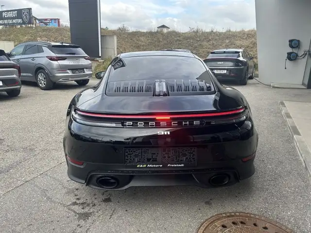 Porsche 911 Carrera Coupé PDK Ansicht 4