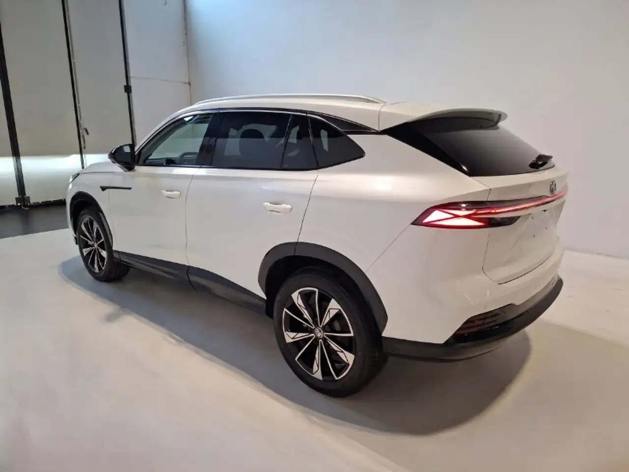 MG HS 2026