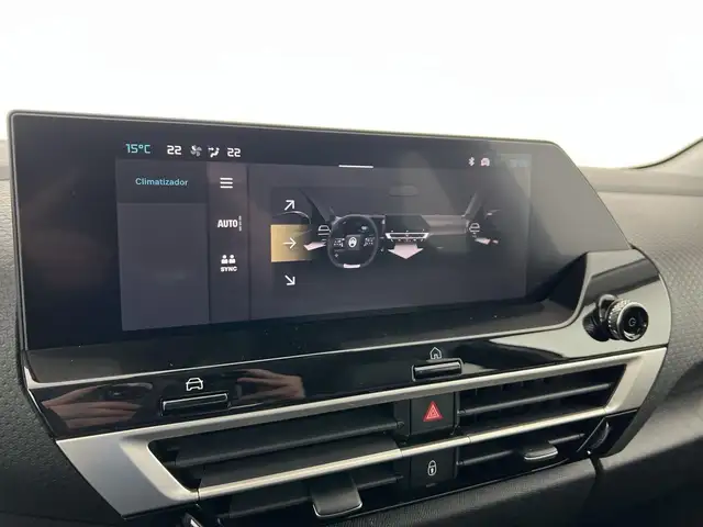 Citroen C4 view 12