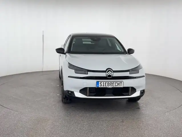 Citroen C4 view 2