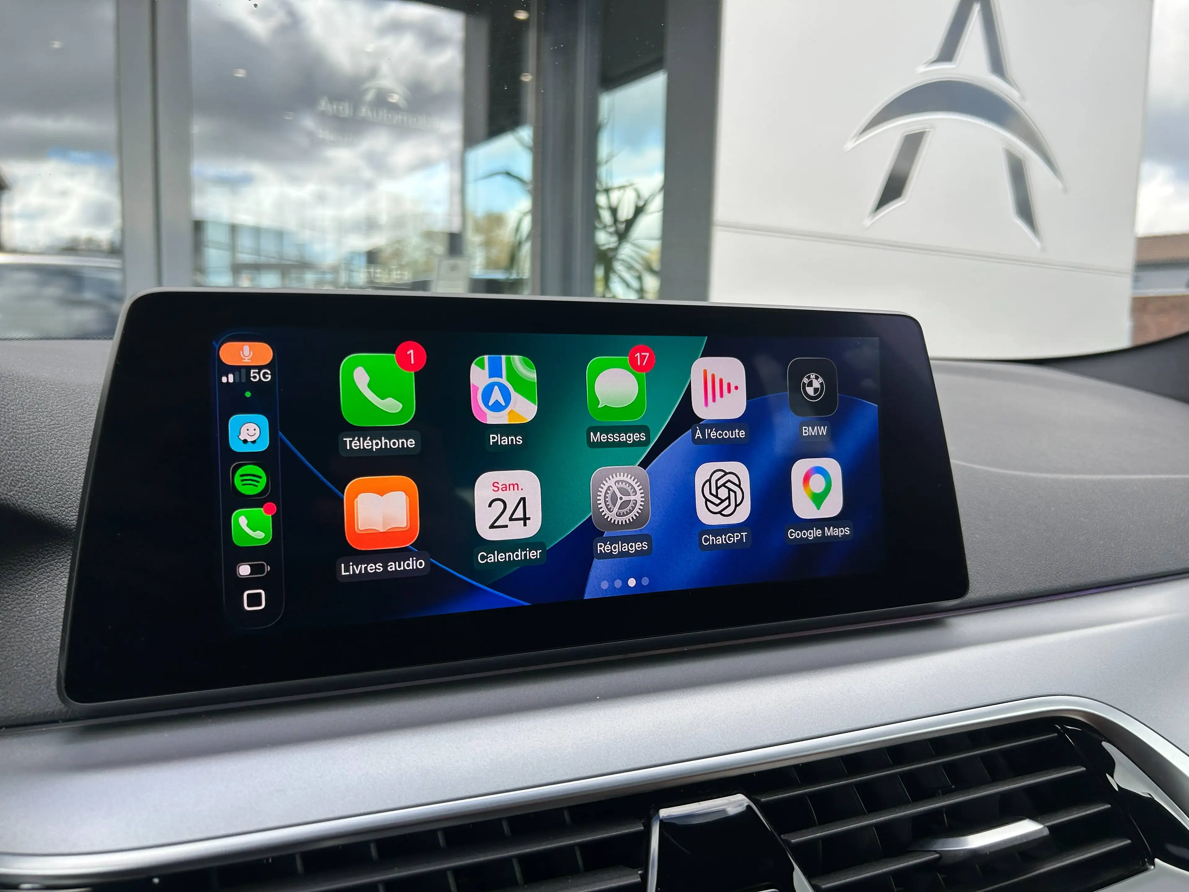 BMW 518 Touring 518 dA *GARANTIE*LED AMBIANCE*CARPLAY*CAMERA* — photo 14