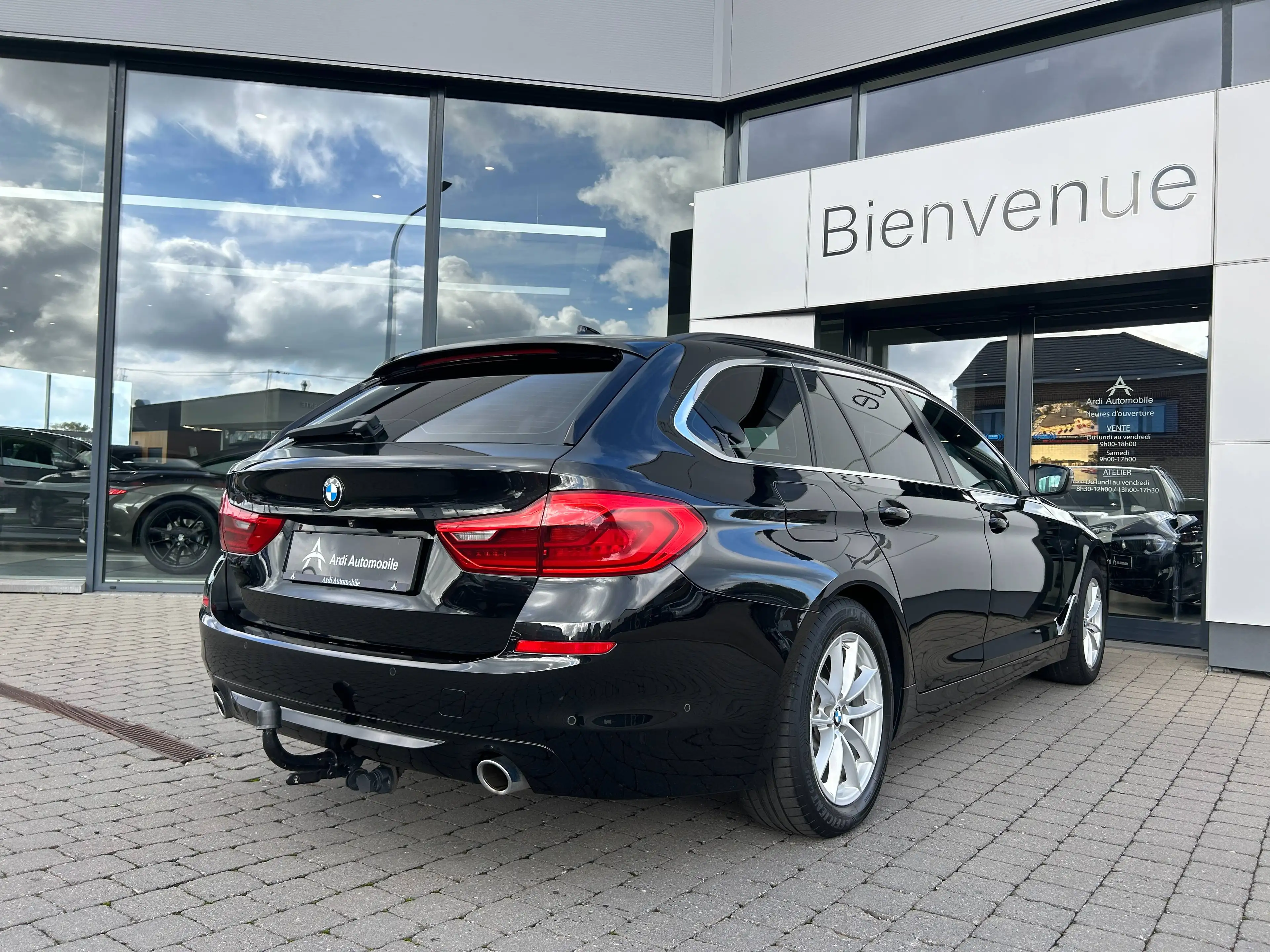BMW 518 Touring 518 dA *GARANTIE*LED AMBIANCE*CARPLAY*CAMERA* — photo 4