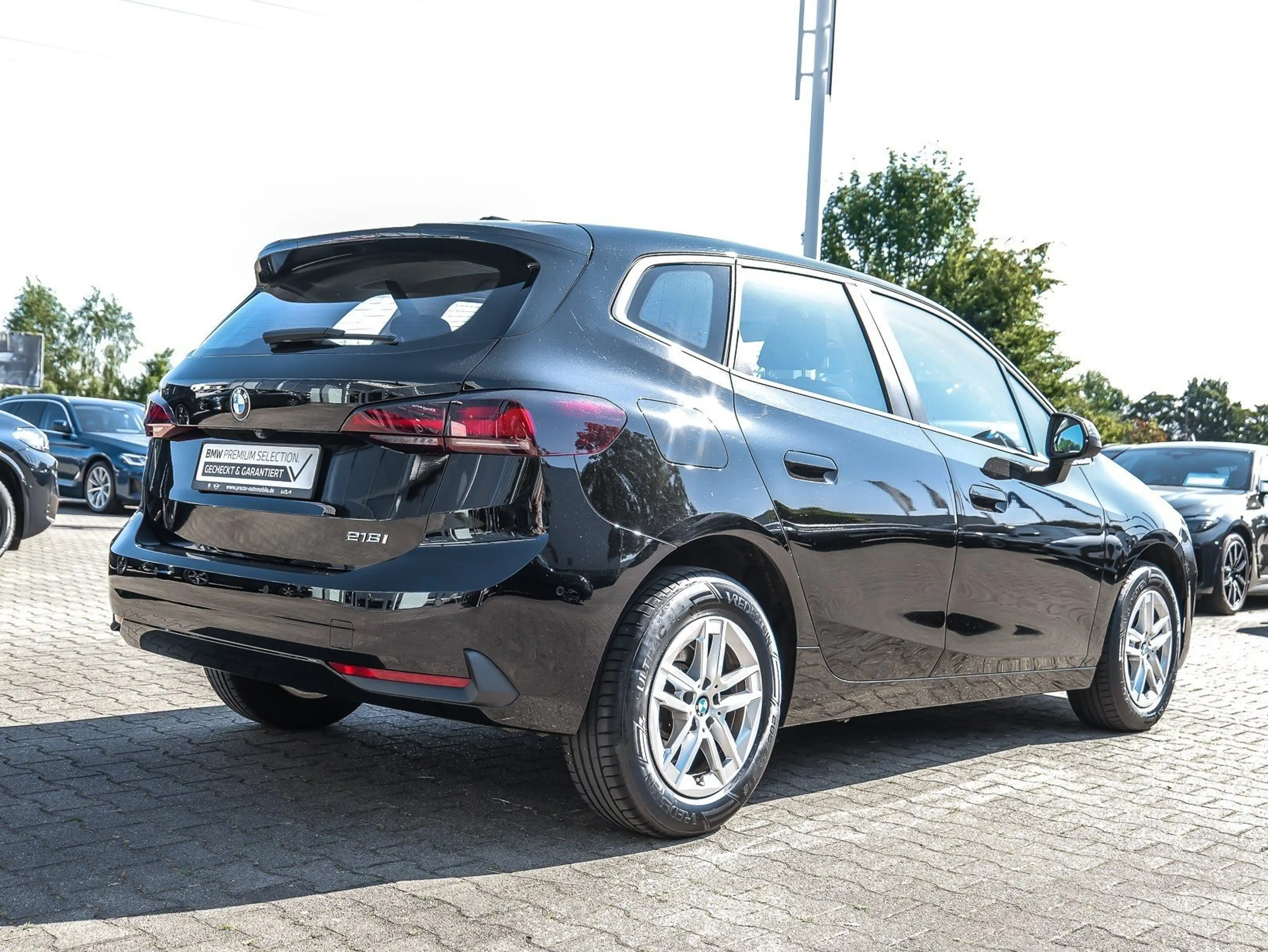 BMW 216 i RFK+LED+Sound Syst.+PDC+V&H+DAB+Parkass.+Infotai — photo 2