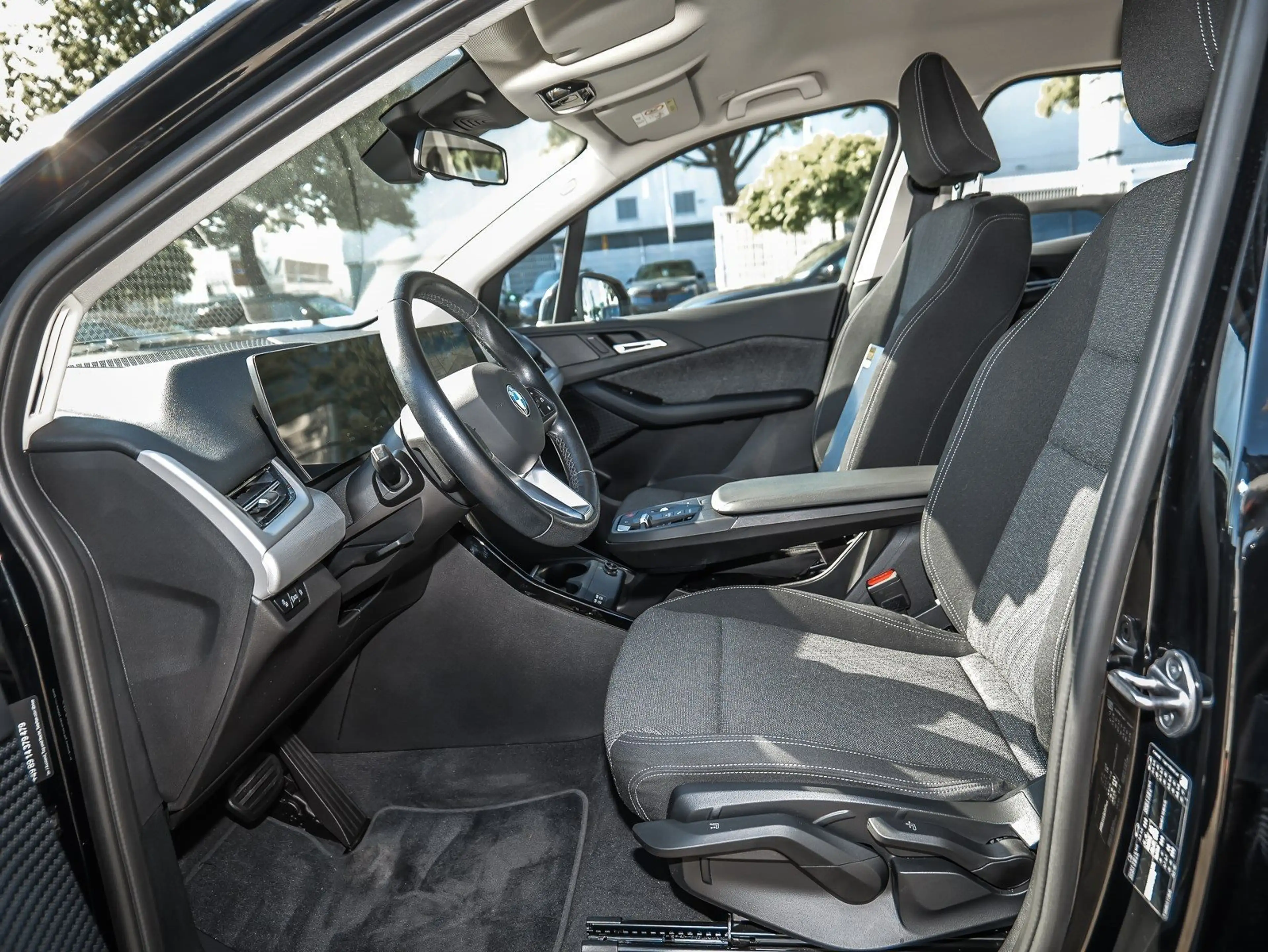 BMW 216 i RFK+LED+Sound Syst.+PDC+V&H+DAB+Parkass.+Infotai — photo 5