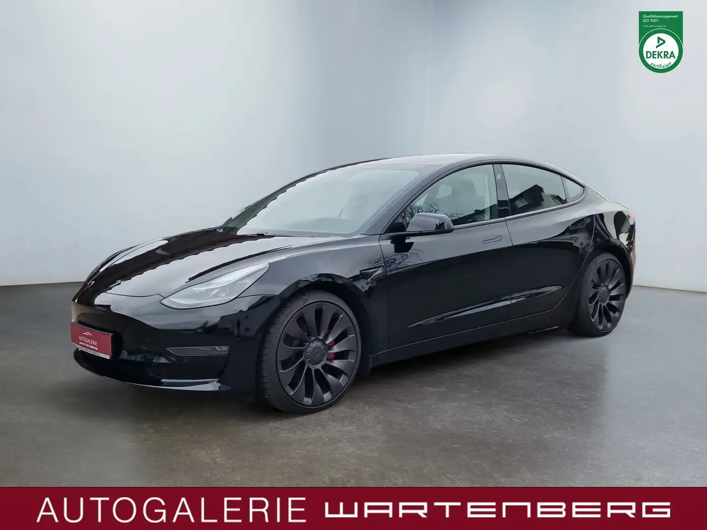 Tesla Model 3 Performance Dual AWD//LEDER//LED//PANO// Schwarz - 1