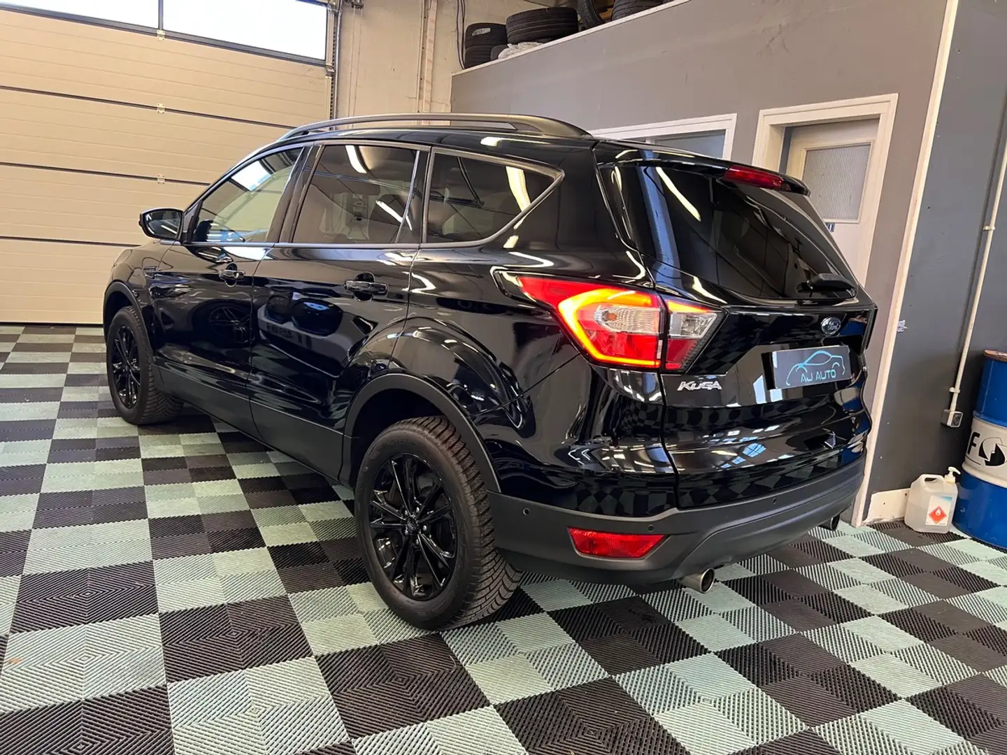 Ford Kuga 1.5 120 CV  ESS TITANIUM BV6 TOIT OUVRANT/ATTELAGE Nero - 2