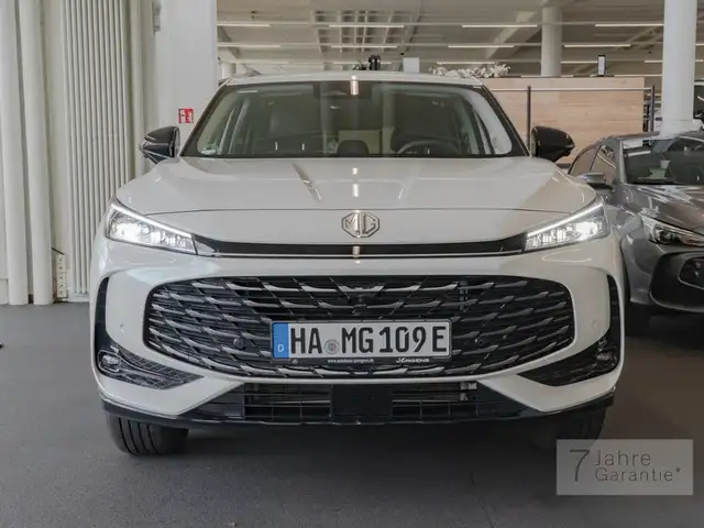 MG HS Plug-In Hybrid Luxury MG  Plug-In Hybrid 200 kW Lu