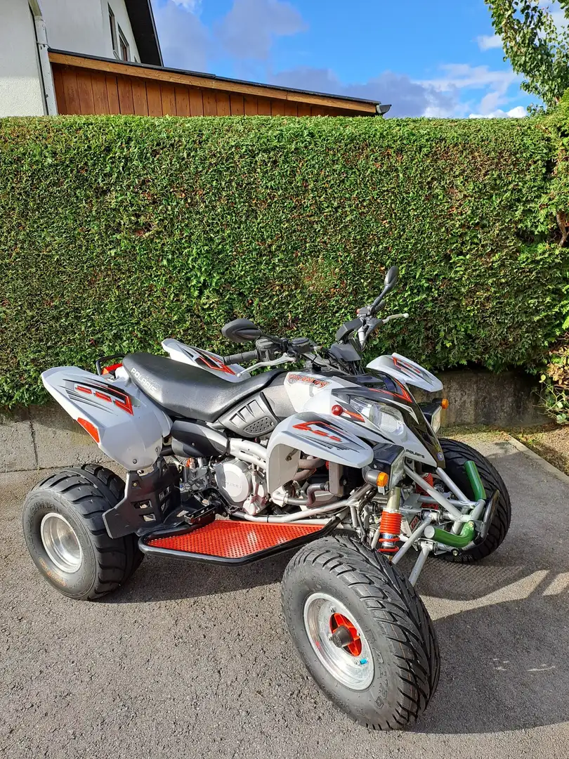 Polaris Predator 500 Šedá - 1