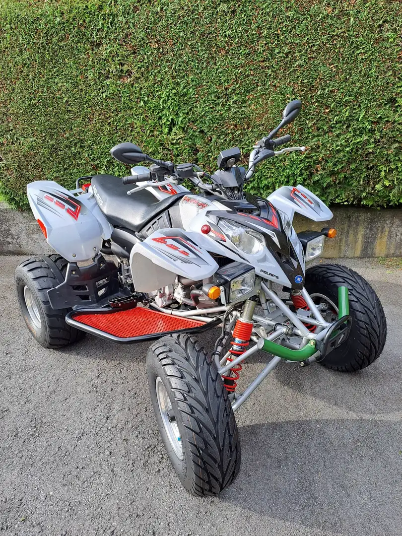 Polaris Predator 500 Šedá - 2