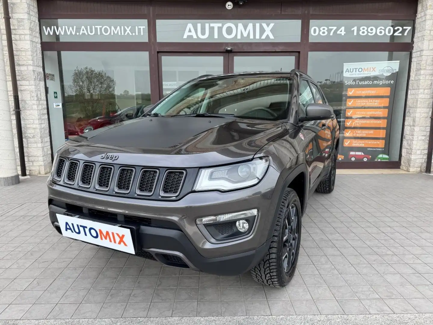Jeep Compass 2.0 Mjt Trailhawk 4x4 170cv Auto Grigio - 1