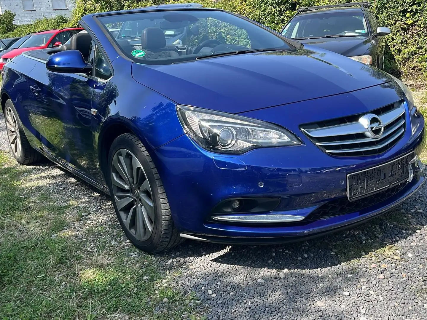 Opel Cascada 1.6 SIDI Turbo ecoFLEX Start/Stop Edition Blau - 2