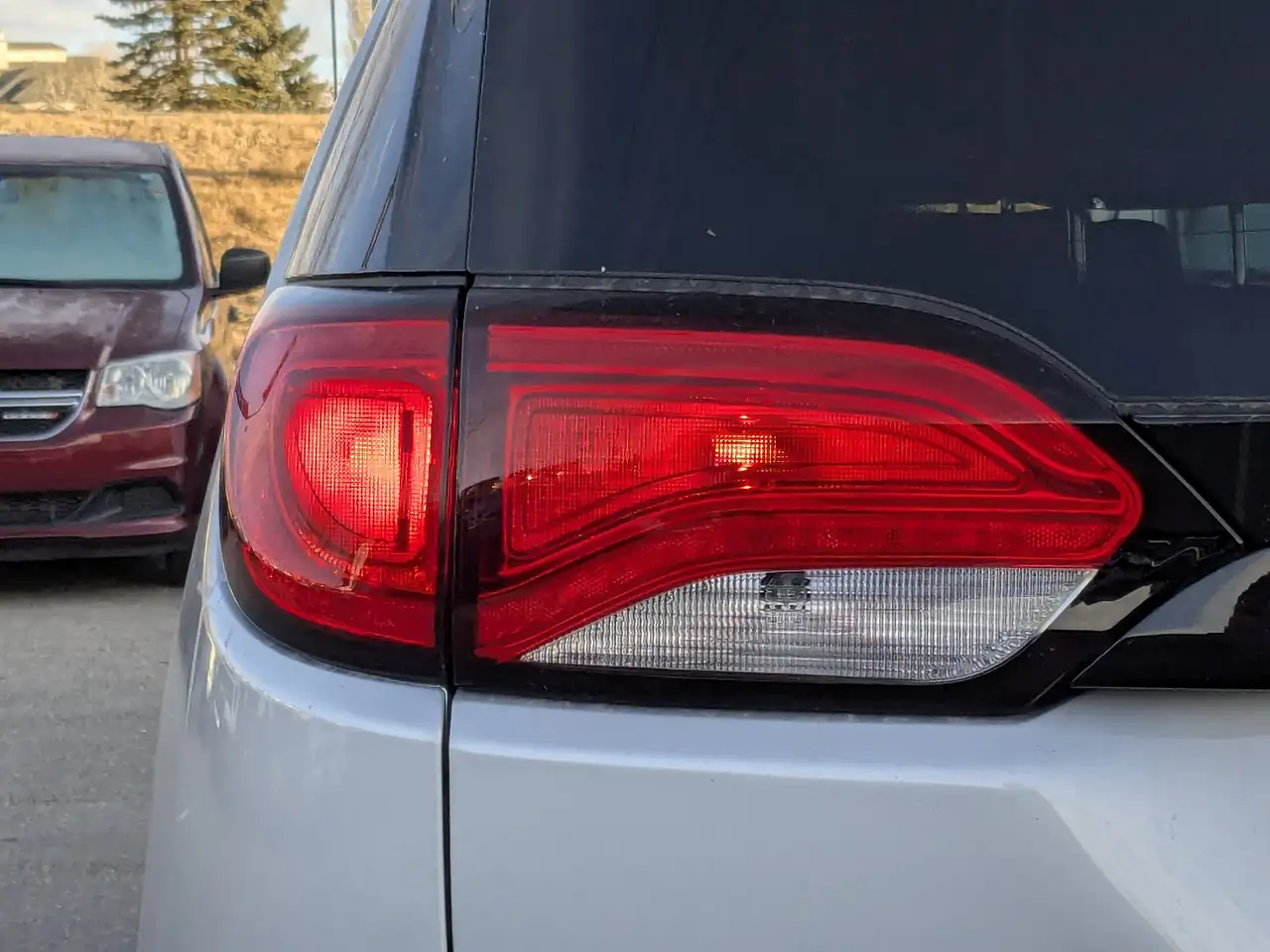 Chrysler Grand Caravan снимка Chrysler Grand Caravan