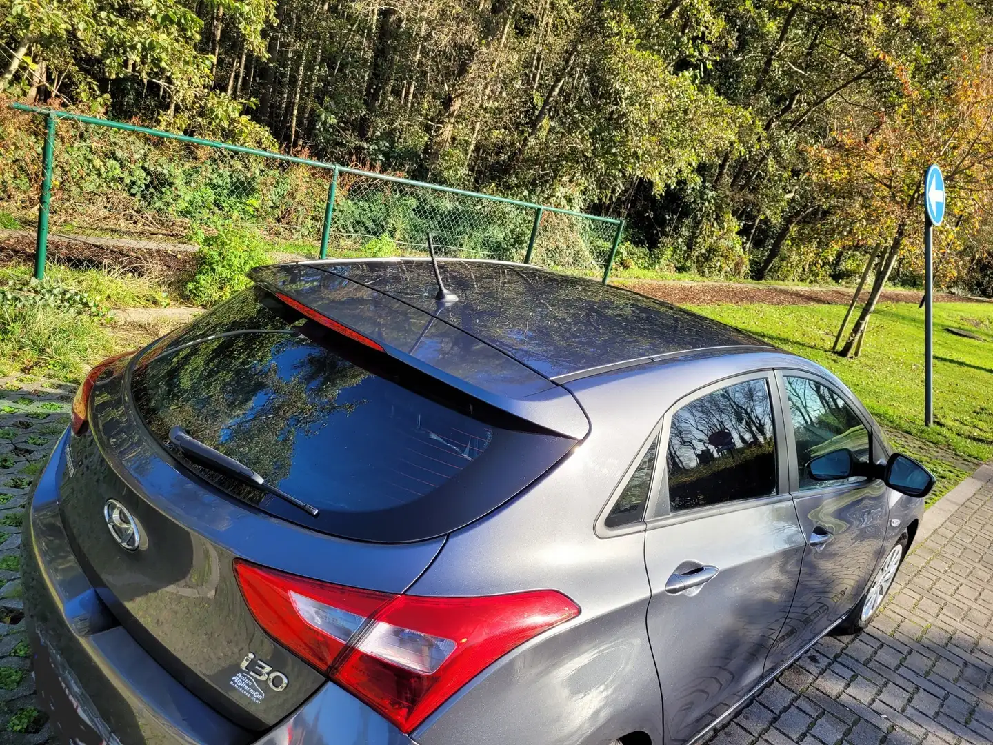 Hyundai i30 1.4 Classic Bleu - 2