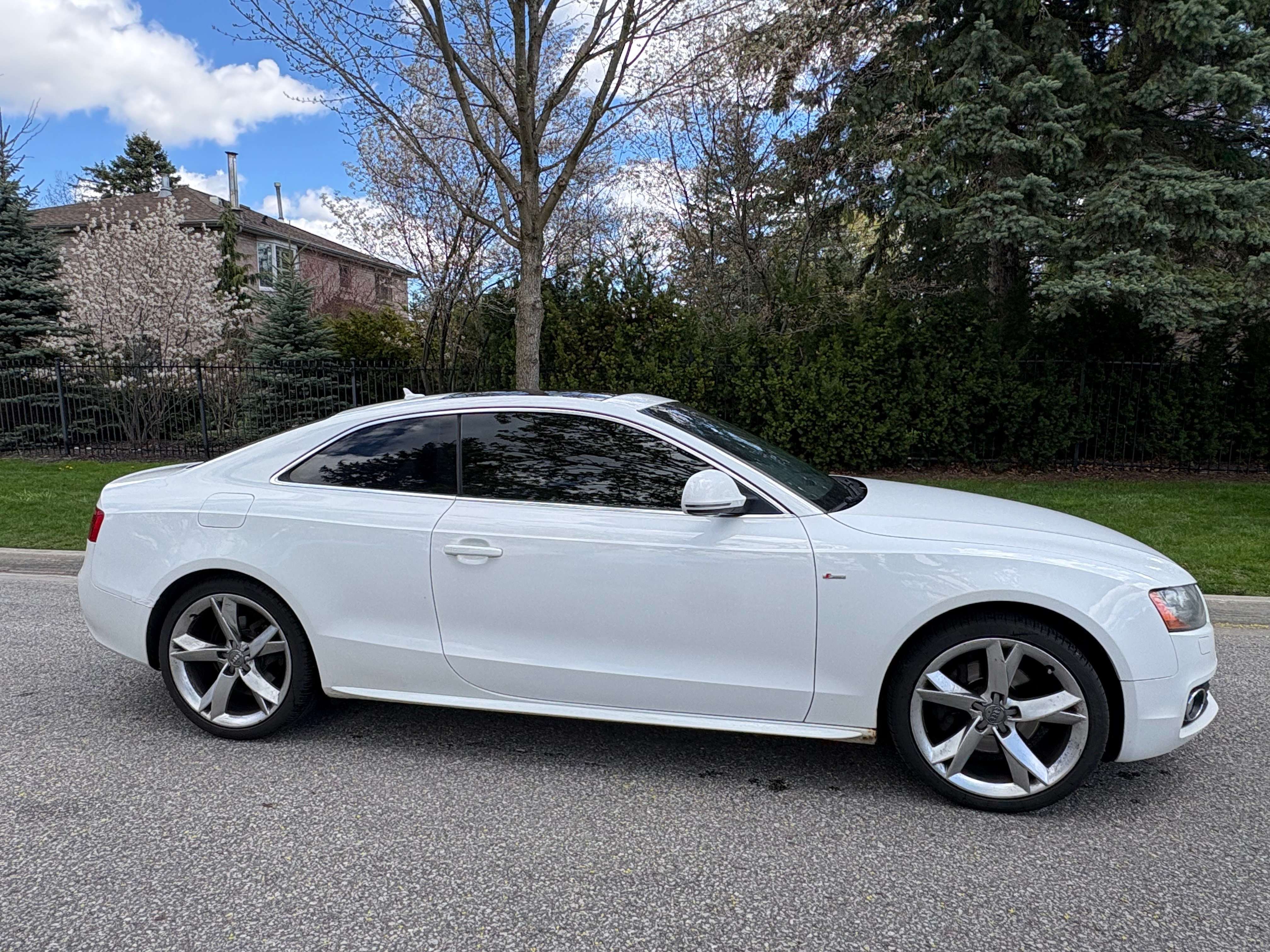 2009 Audi A5 S-Line alt 2
