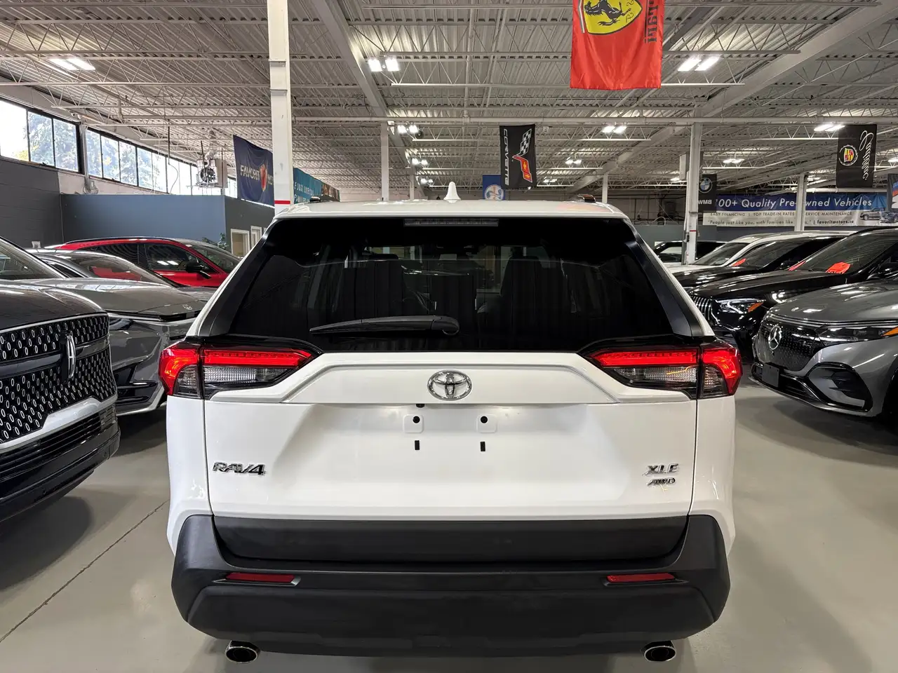 Toyota RAV 4 снимка Toyota RAV 4