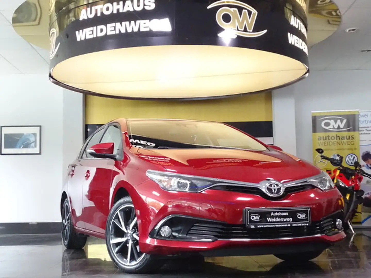 Toyota Auris Edition-S Navi Cam SHZ Temp. erst 71720 KM Burdeos - 2
