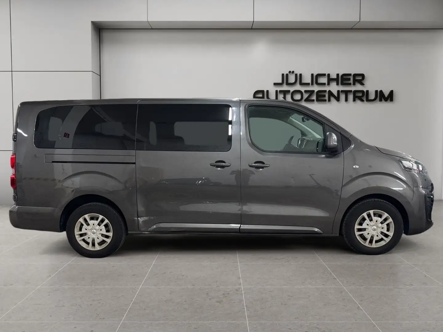 Opel Vivaro / Zafira Life Selection L3 Extralang,9-Si Grau - 2