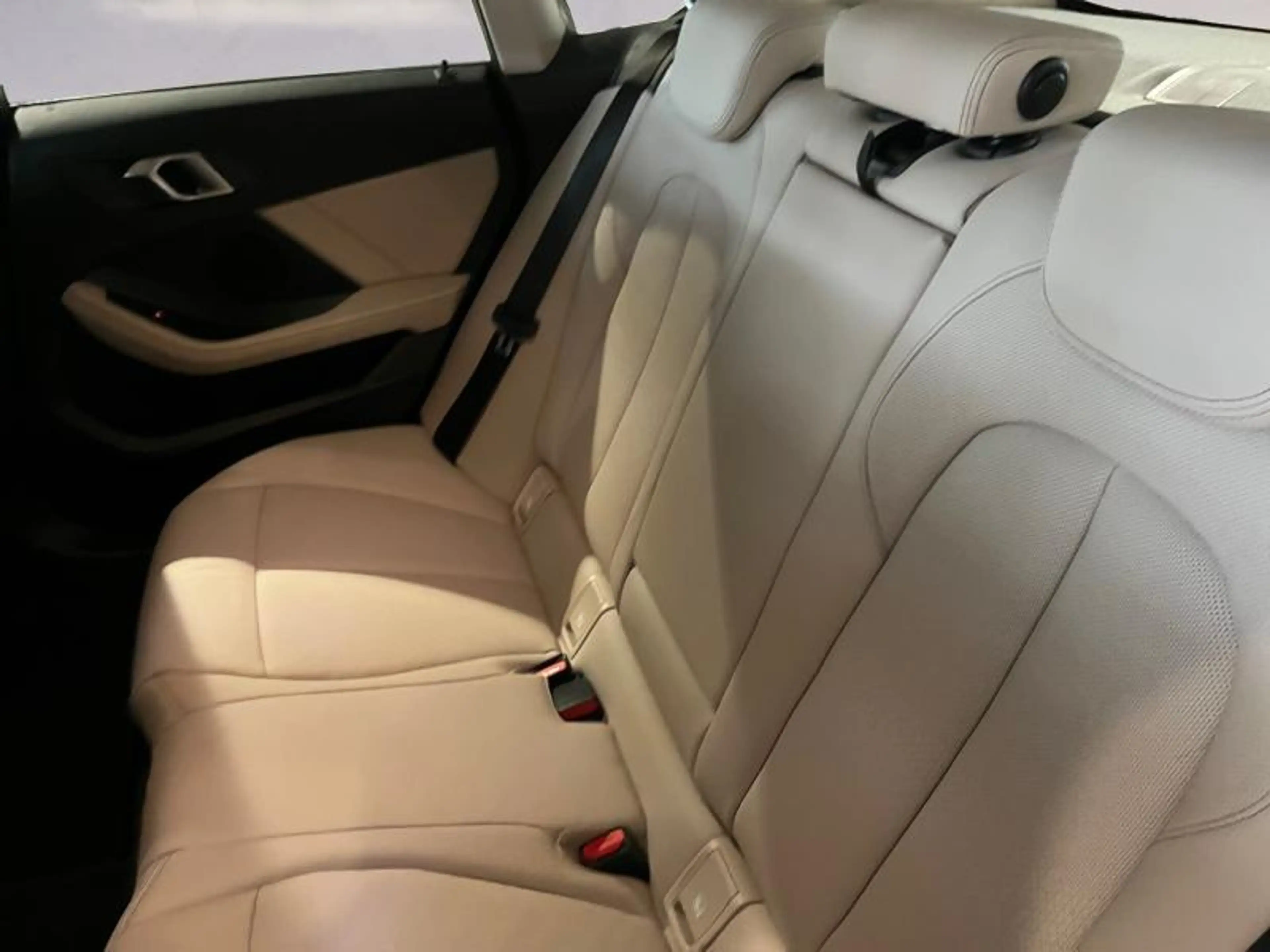 BMW 220 220i xDrive Gran Coupé — photo 12