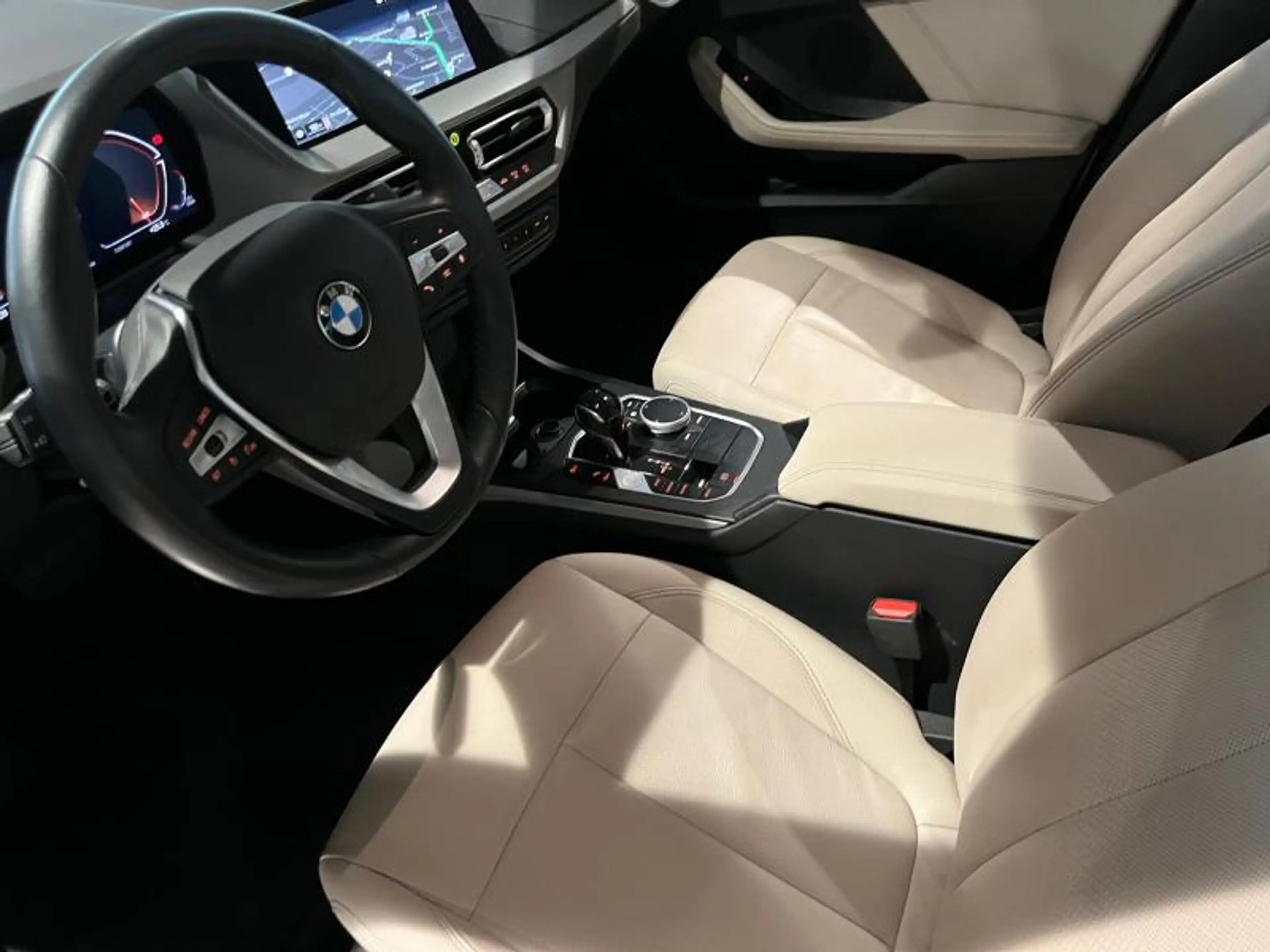 BMW 220 220i xDrive Gran Coupé — photo 6